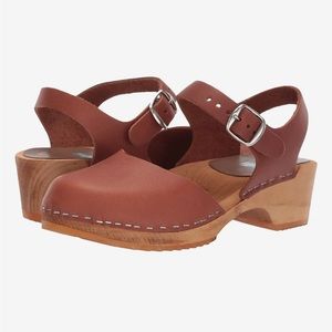 Mia Sophia Swedish clogs in excellent condition!